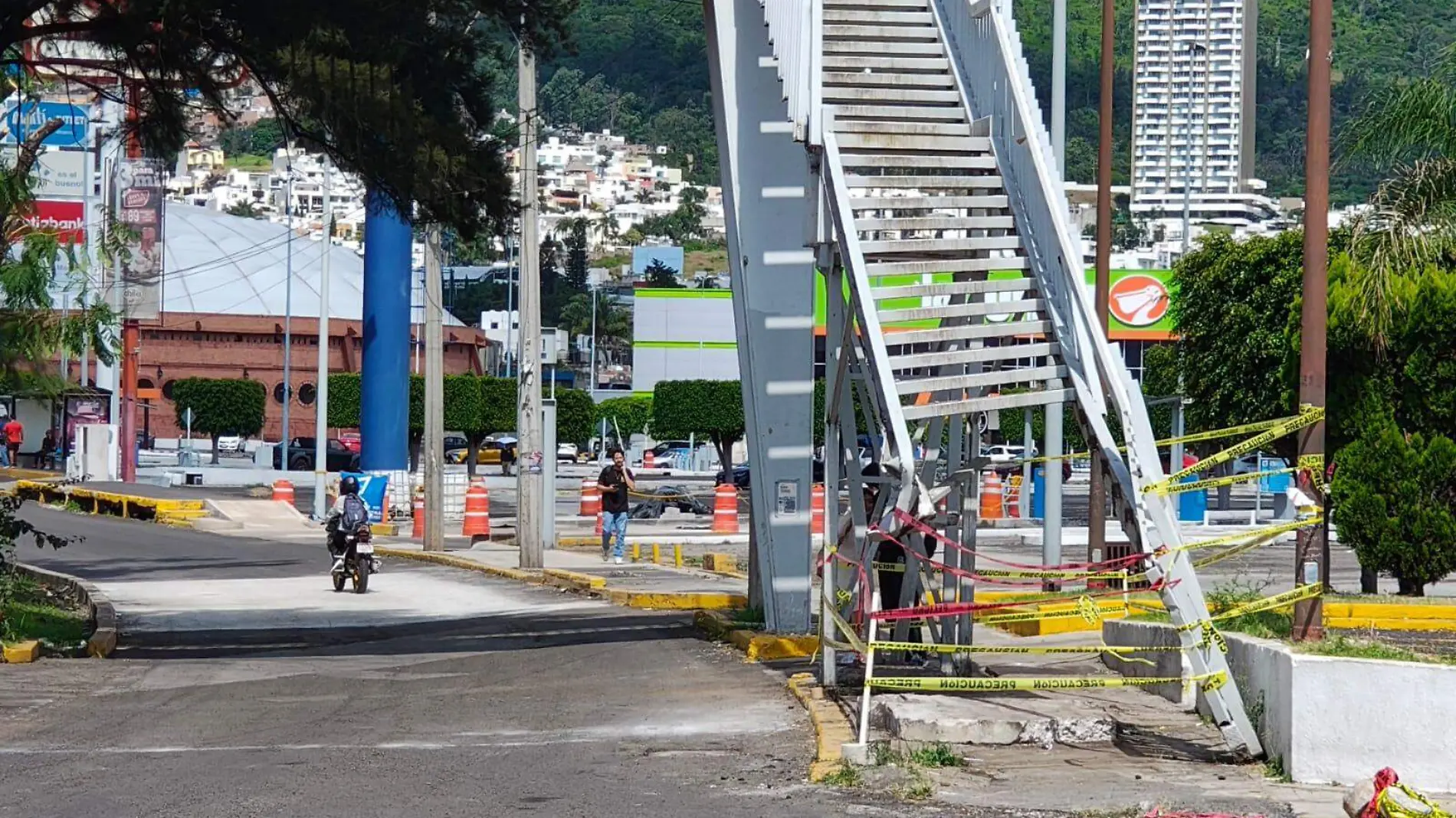 puente camelinas chocado adij